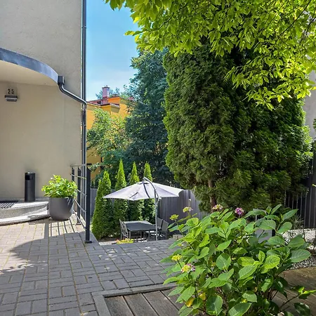 Urban No 3a - Air Condition - Garden - Free Parking Lägenhet *