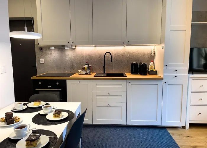 Urban No 3a, Free Private Parking, Self Check-in Chorzów