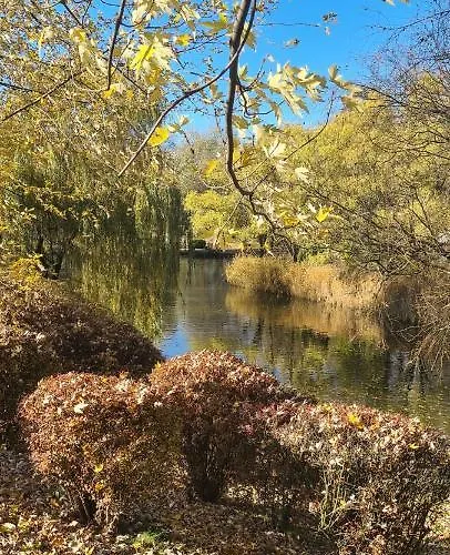 Urban No 3a, Free Private Parking, Self Check-in *