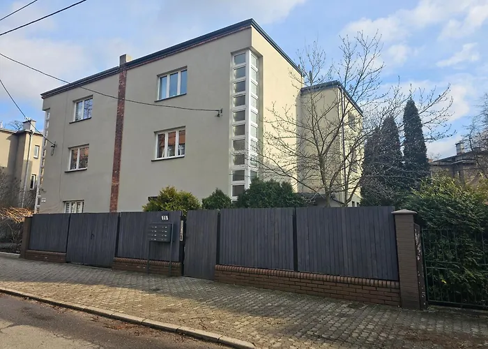 Urban No 3a, Free Private Parking, Self Check-in